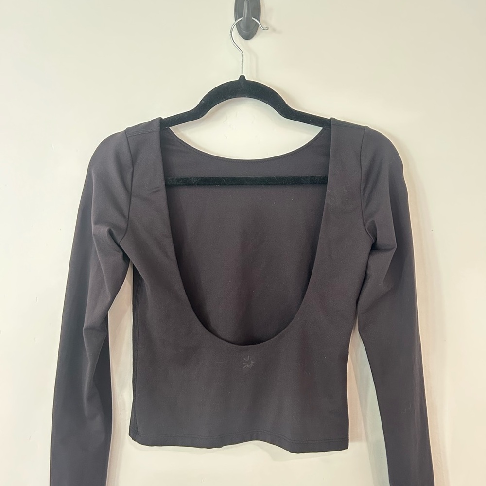 Aerie Offline Black Backless Long Sleeve Top - Picture 2 of 4